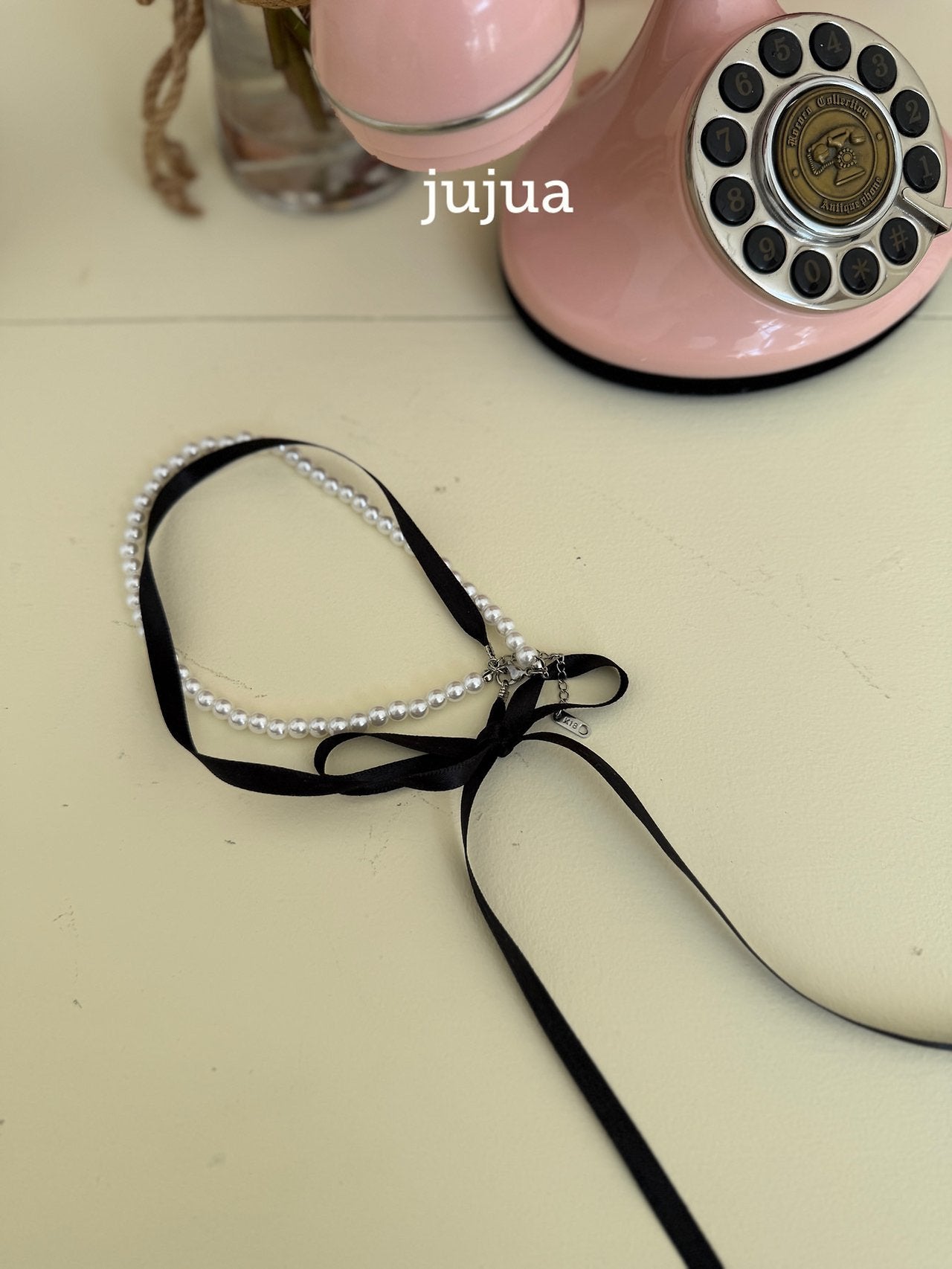 jujua ribbon choker