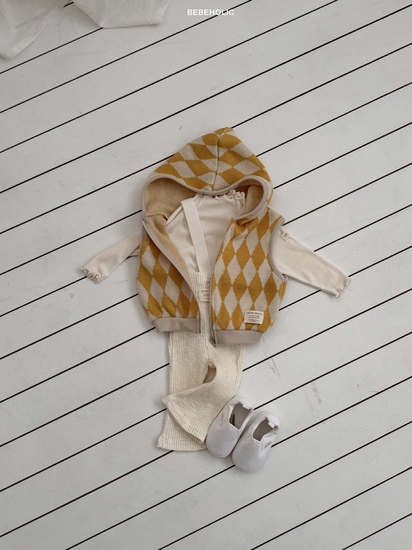 bebeholic dia hooded vest (6-18m)