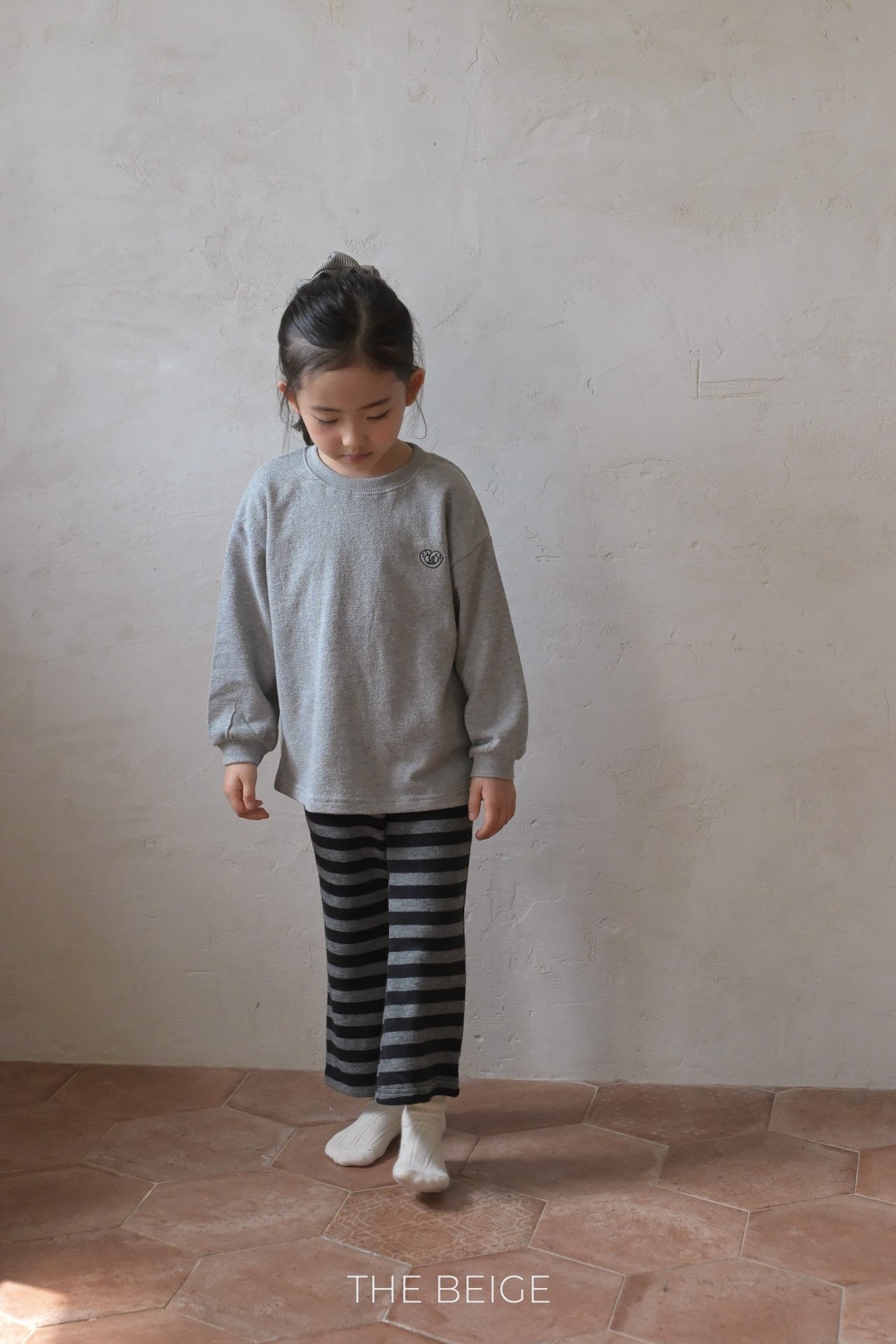 the beige border bell pants (80-120cm)
