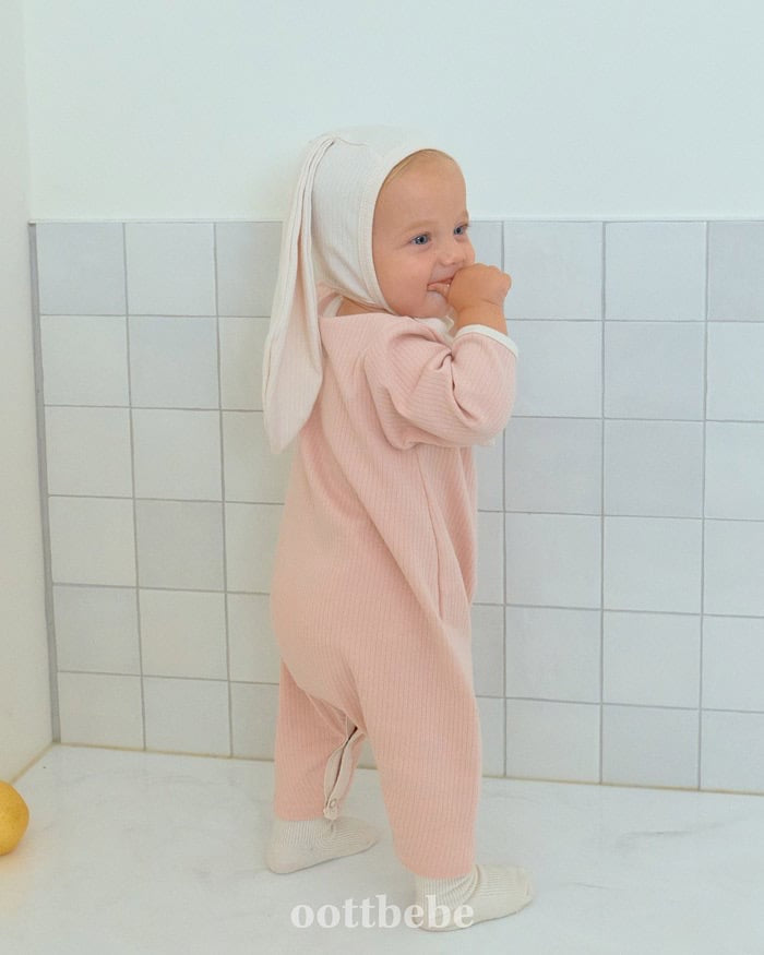 oottbebe butter cream full body suit bonnet set (3-12m)