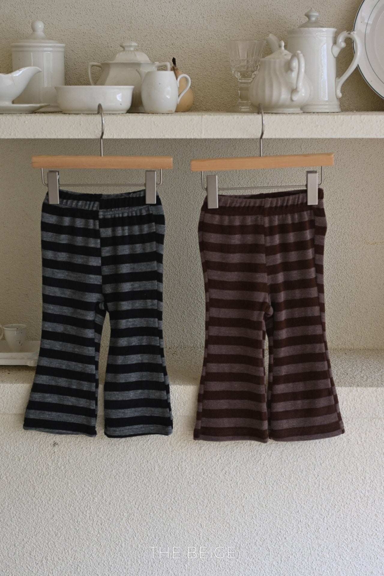 the beige border bell pants (80-120cm)