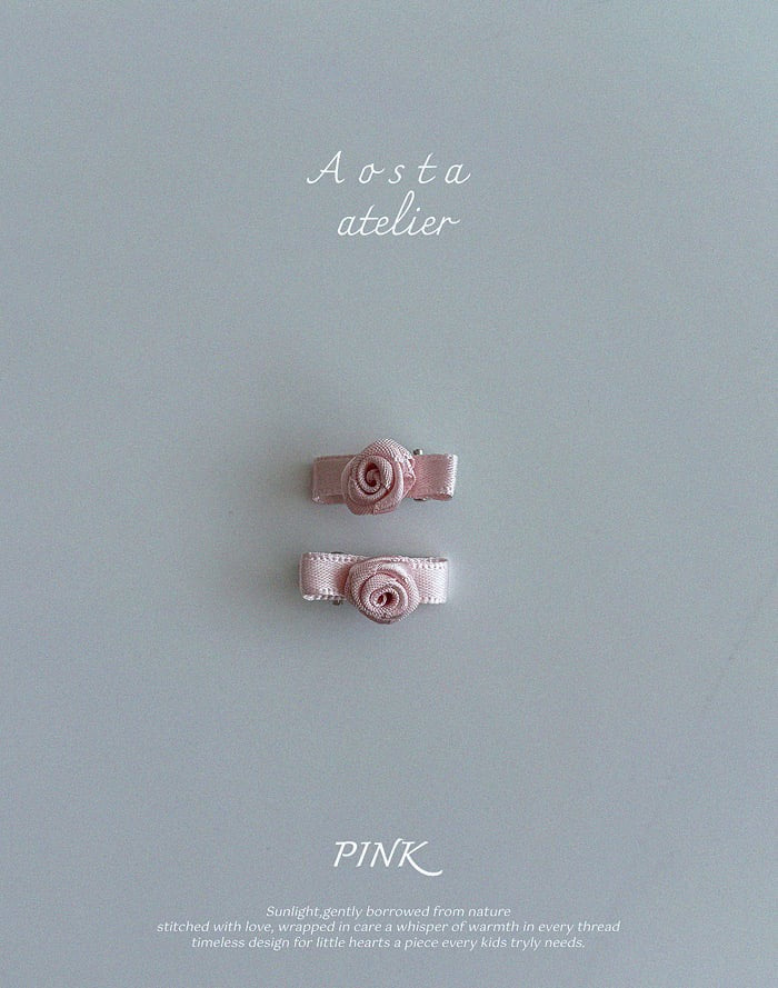aosta Mini Rose pin