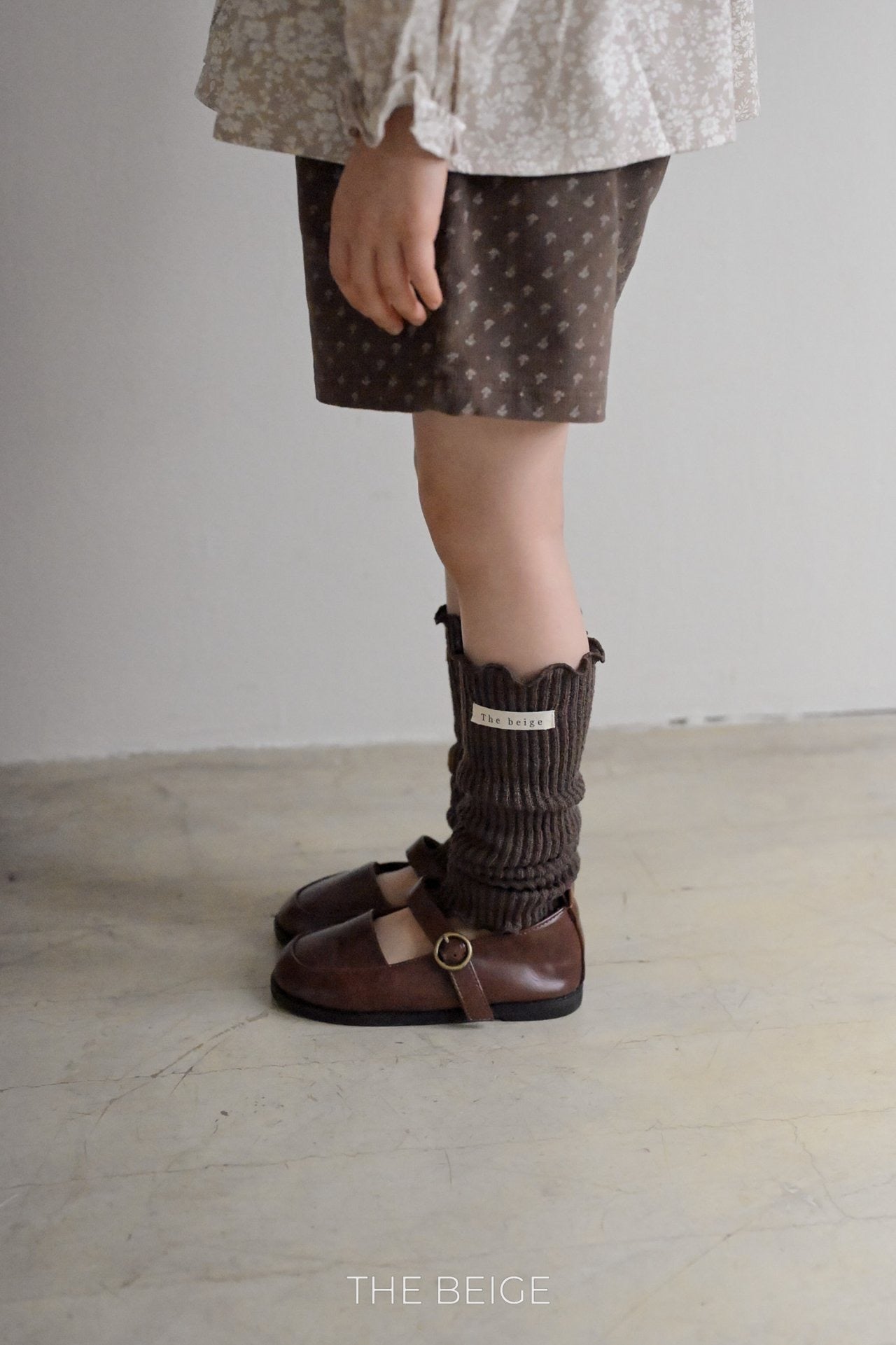 the beige knit warmer