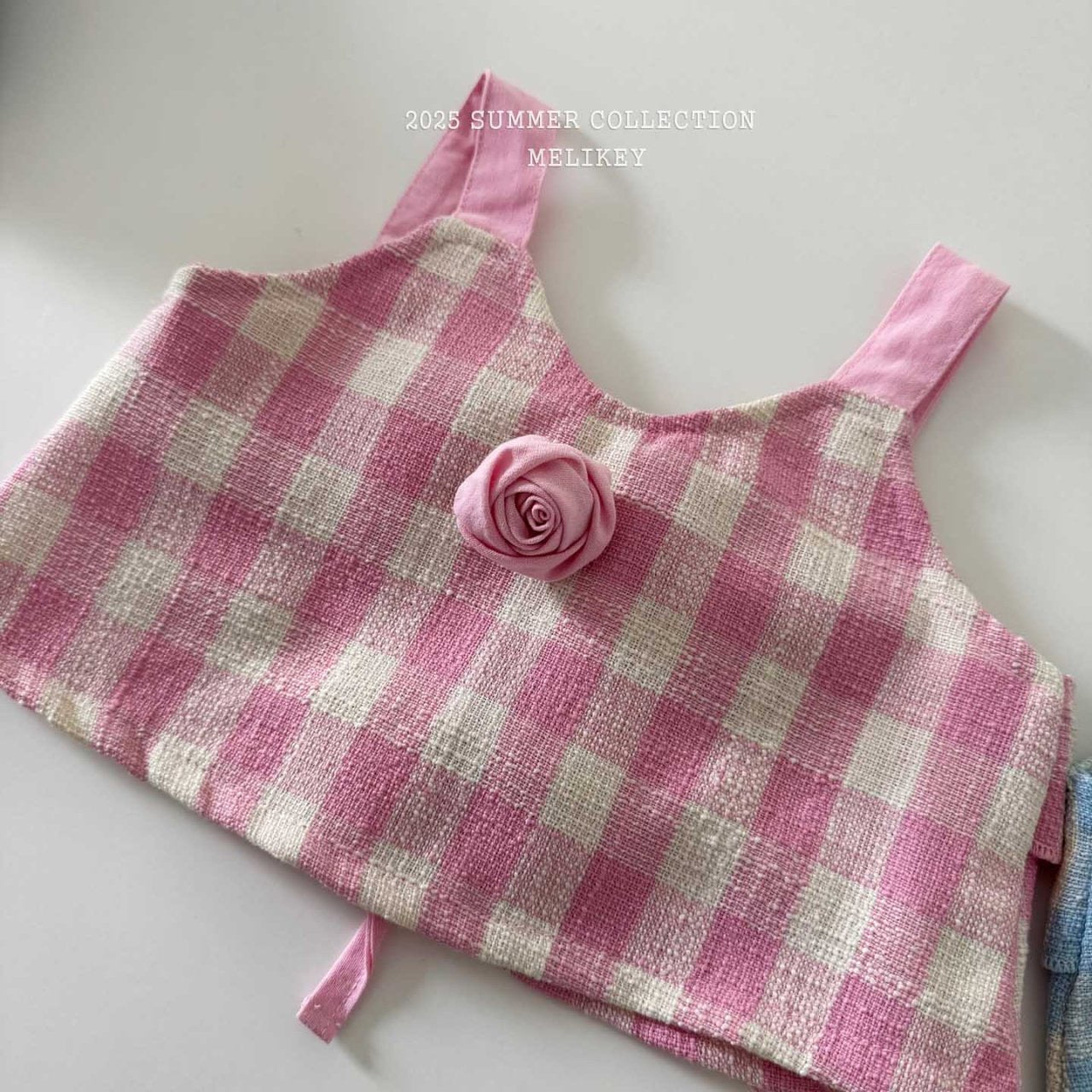 melikey rose brooch