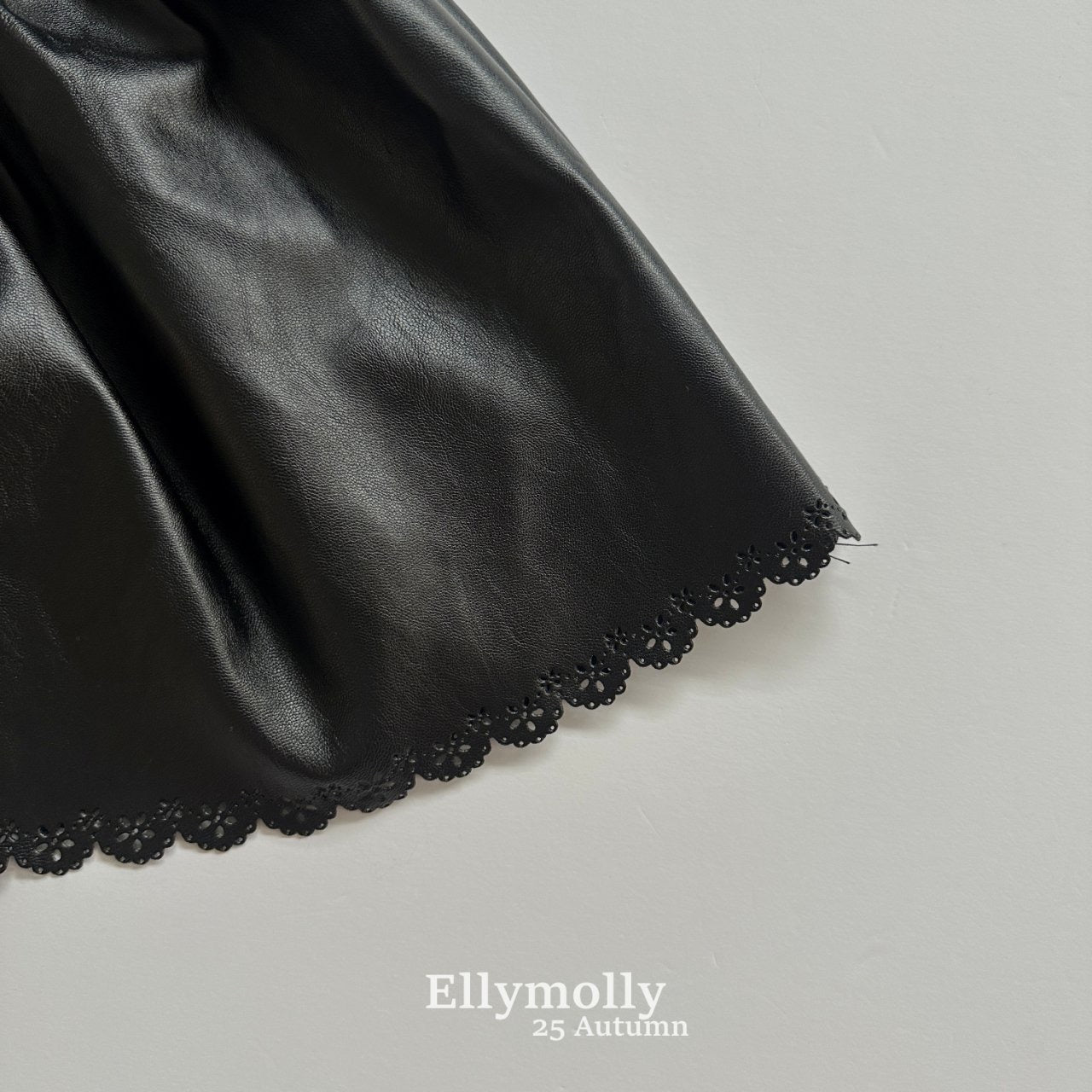 ELLYMOLLY pintuck leather ops (90-160cm)