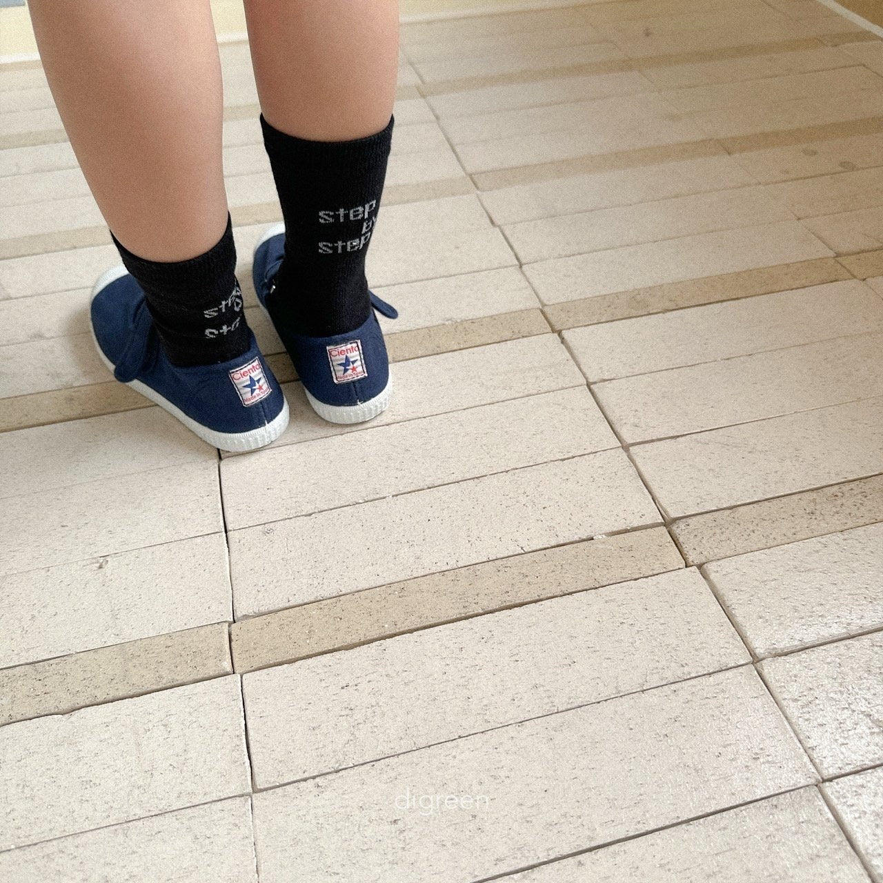 digreen step socks (12-23cm)