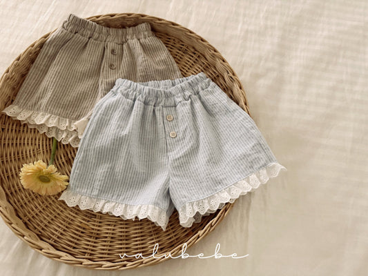 valubebe classic lace shorts (6-24m)