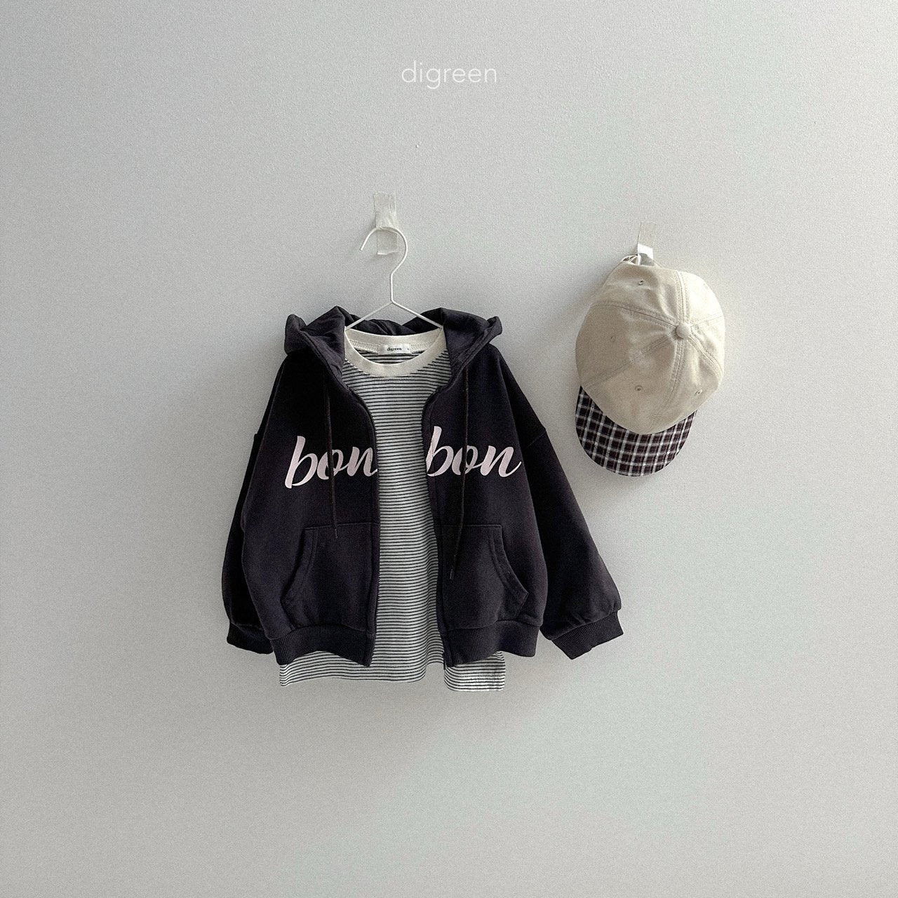 digreen under check cap