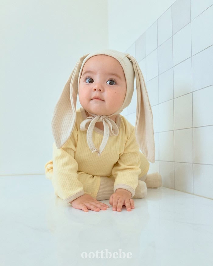 oottbebe butter cream full body suit bonnet set (3-12m)