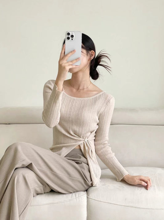 超顯瘦坑條鈕扣開叉針織上衣