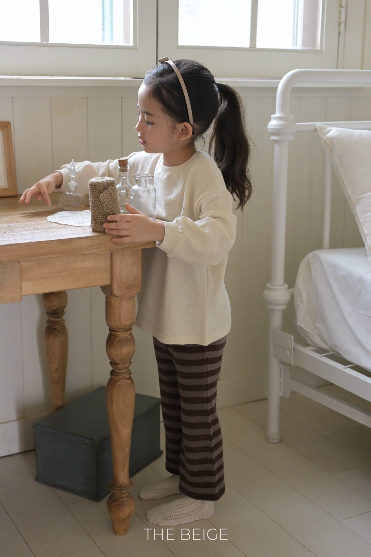the beige basic long sleeve t-shirt (80-120cm)