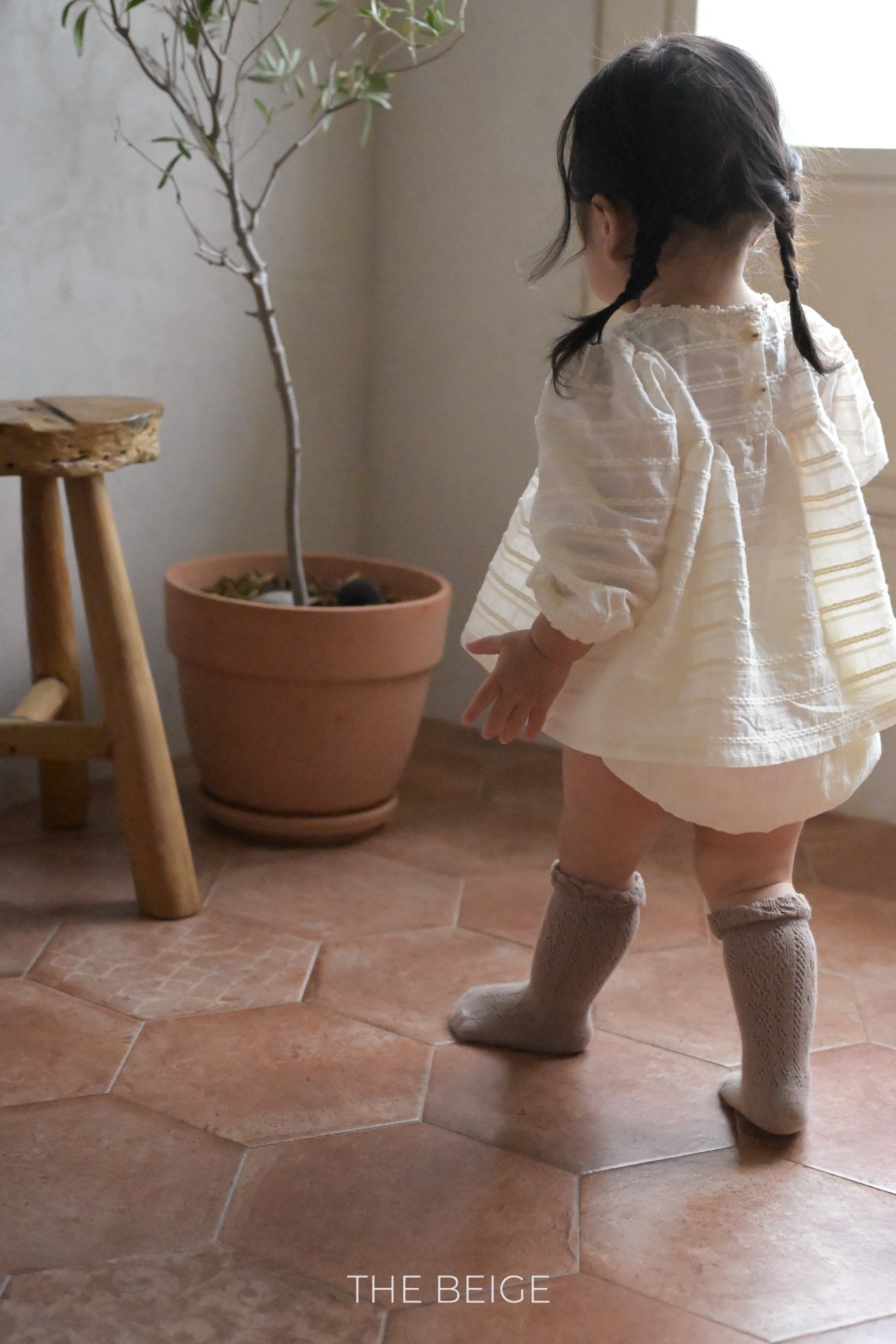 the beige basic bloomer (6-18m)