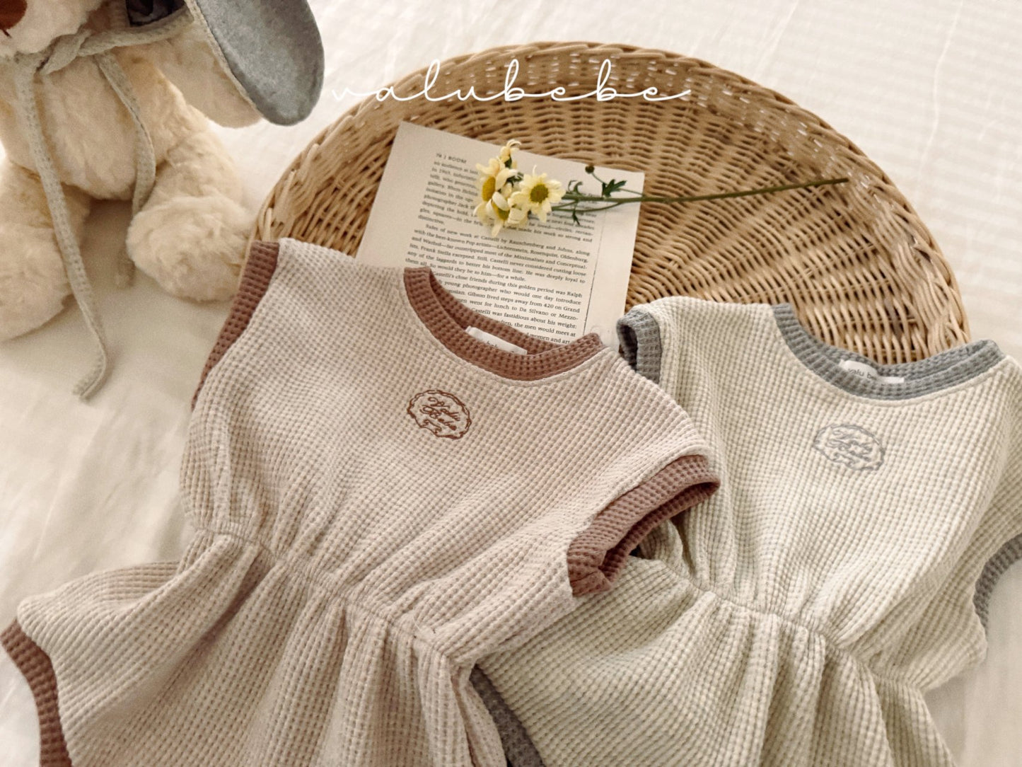 valubebe croffle color block suit (6-18m)