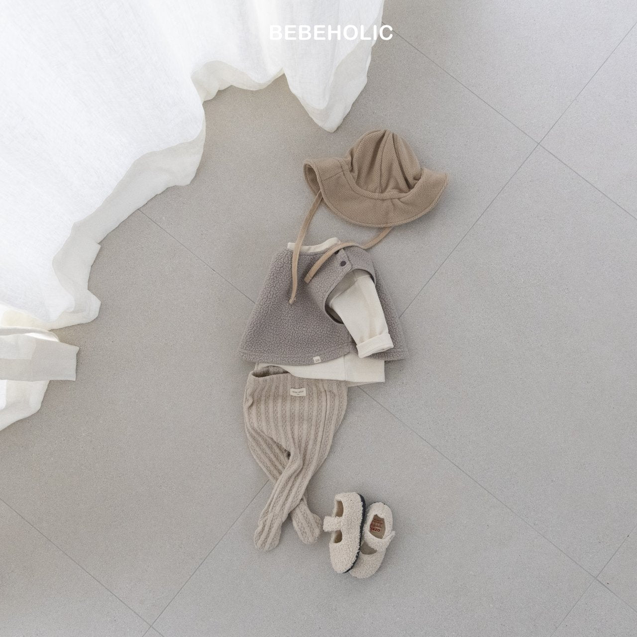 bebeholic leather leggings (3-18m)