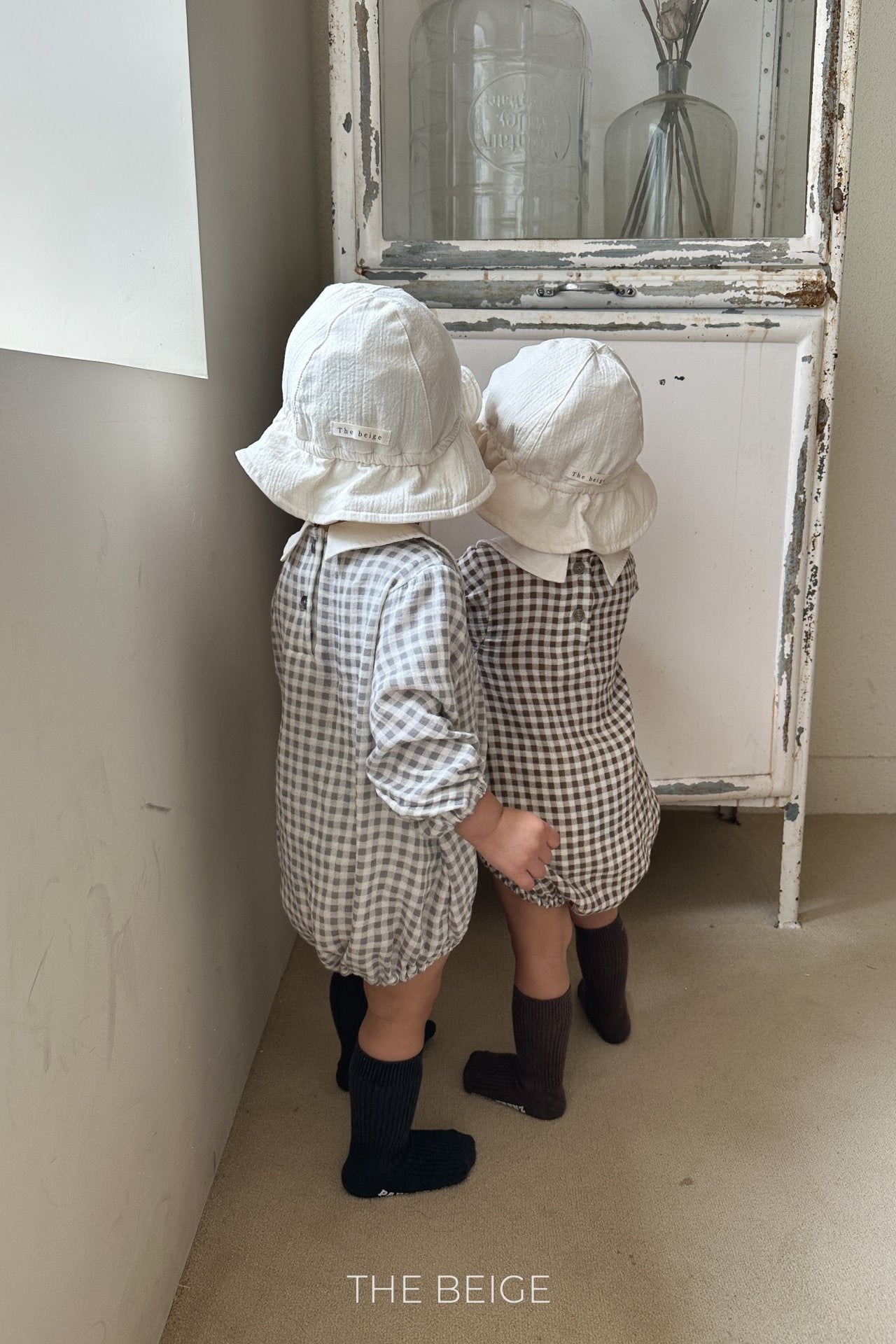 the beige petit collar suit (6-18m)