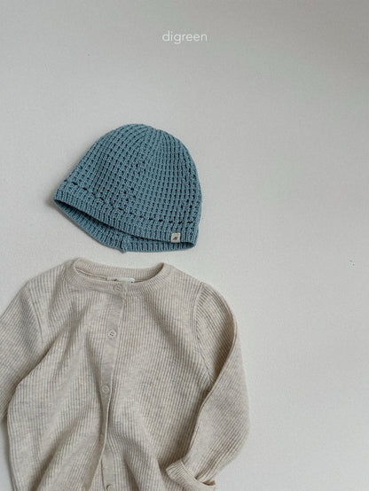 digreen eyelet beanie