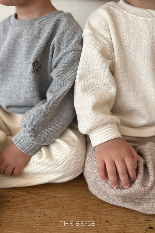 the beige basic long sleeve t-shirt (80-120cm)