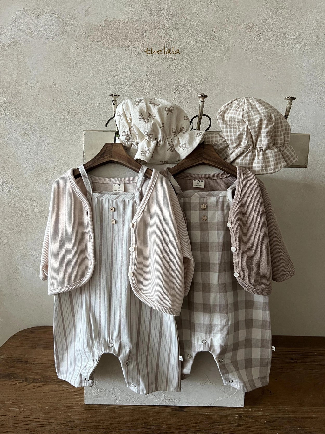 Lala Pepero suit (3-18m)