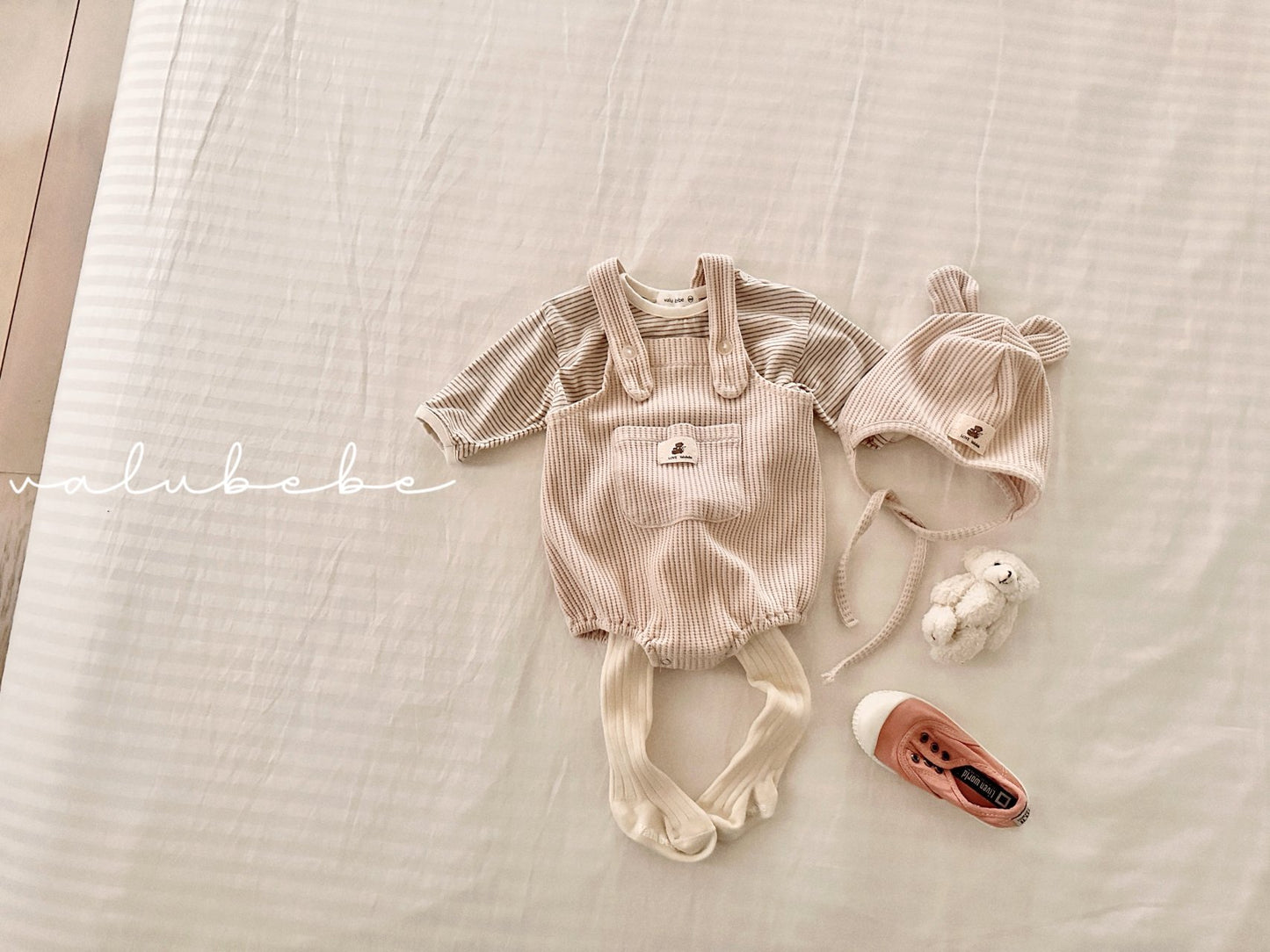 valubebe waffle suspender suit (6-18m)