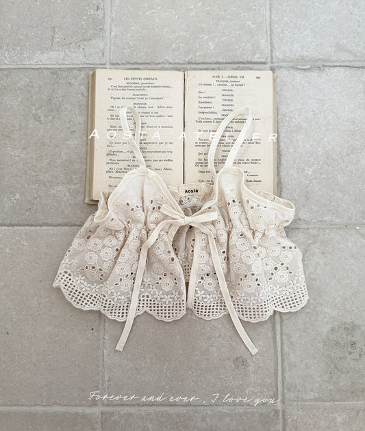 Aosta lace ribbon vest