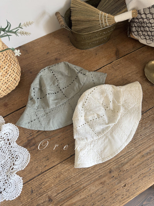 OREN eterno embroidered bucket hat
