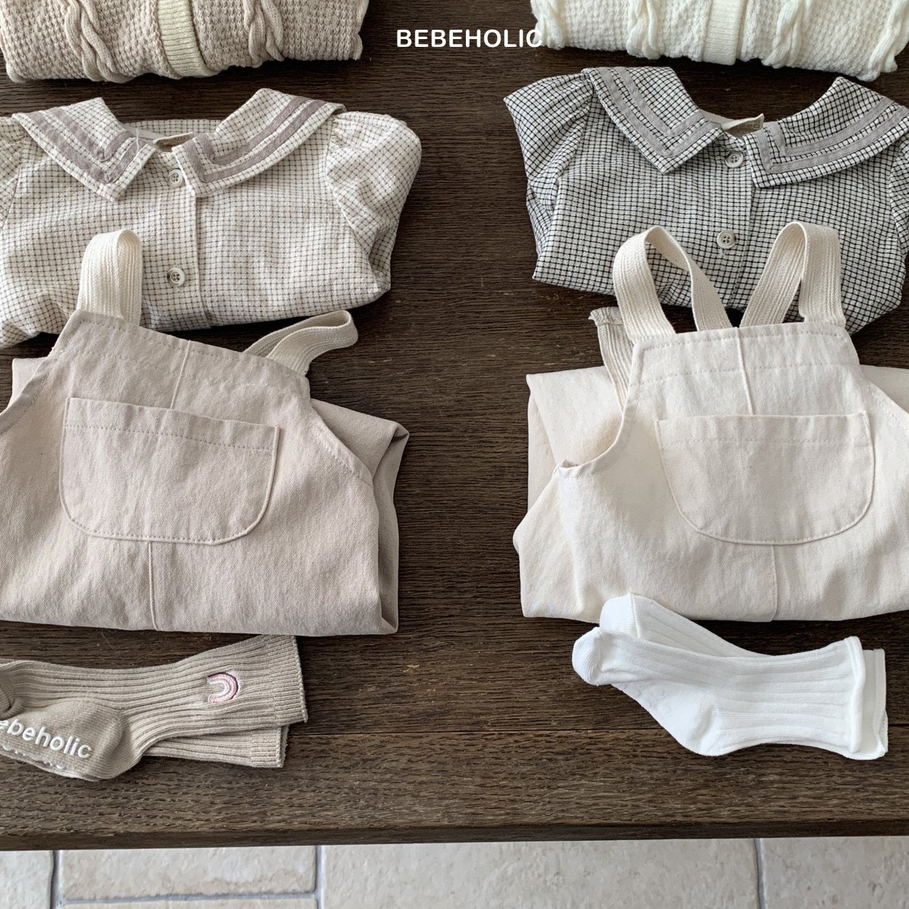 bebeholic tape suspender suit (Bebe 6-18m)