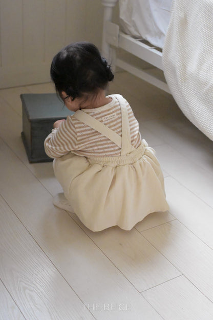 the beige earring suspender suit (6-18m)