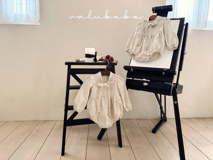 valubebe mui ribbon suit. (6-18m)