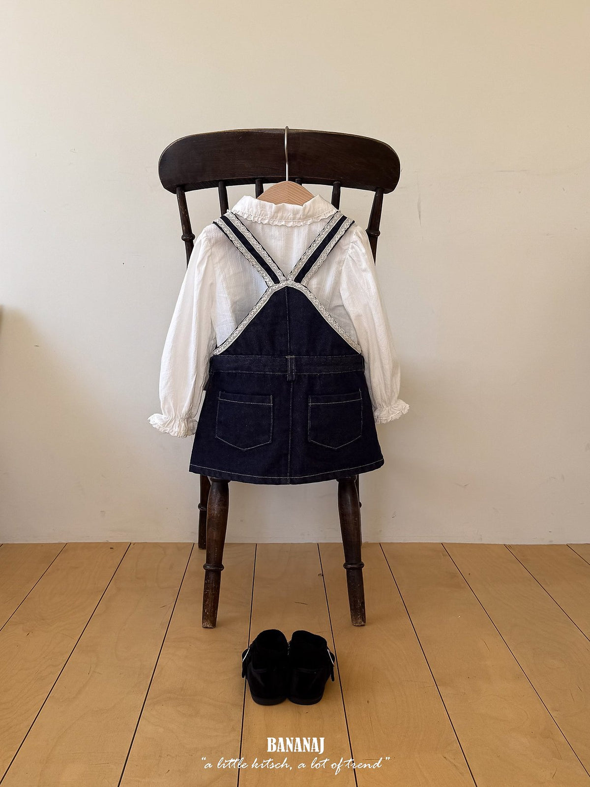 BANANAJ lace suspender ops (80-135cm)