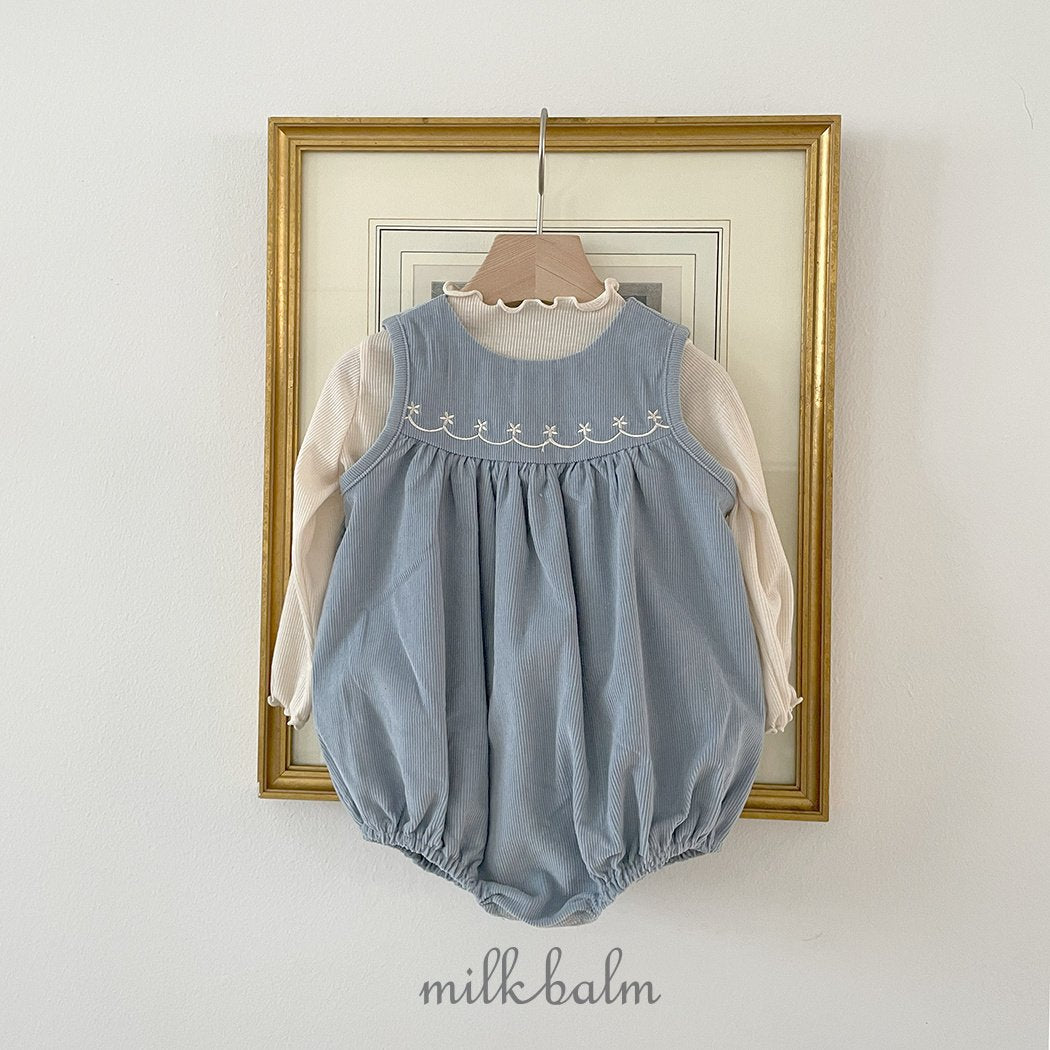 milkbalm baliey suit (3-18m)