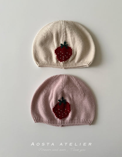 Aosta knit strawberry hat