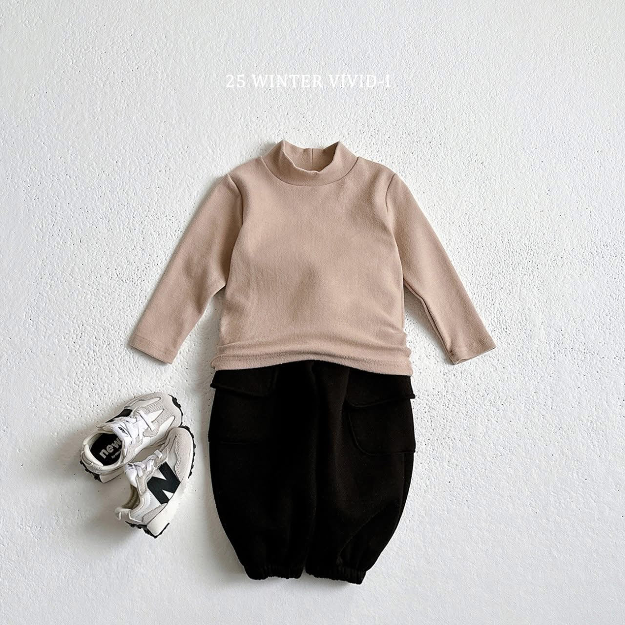 Vivid 素色微高領上衣 (75-135cm)