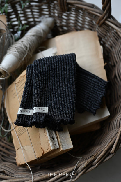 the beige knit warmer