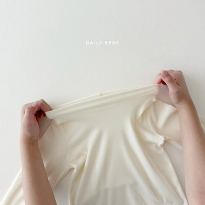Dailybebe basic half neck T (75-140cm)