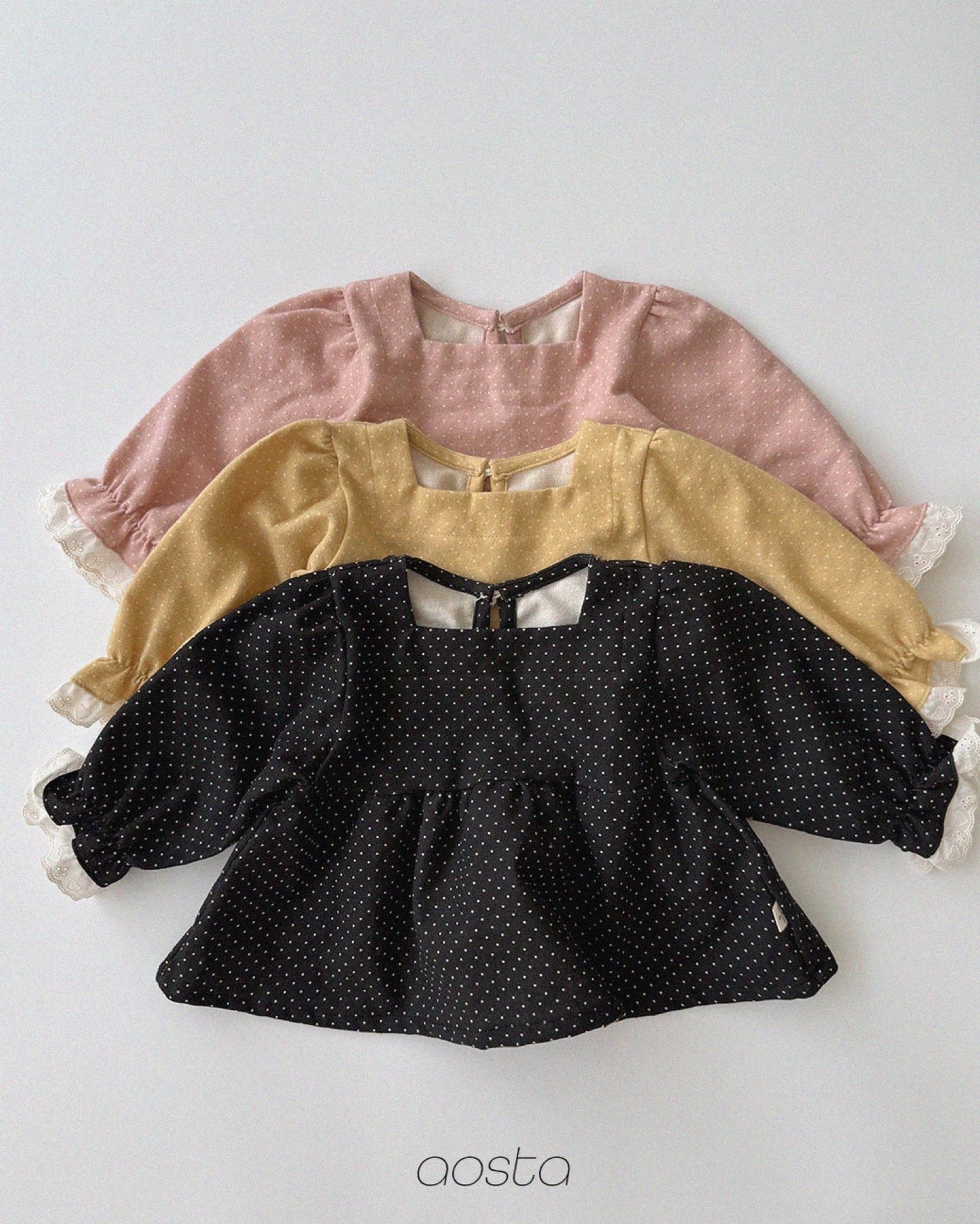 Aosta milk dot blouse (~70-115cm)