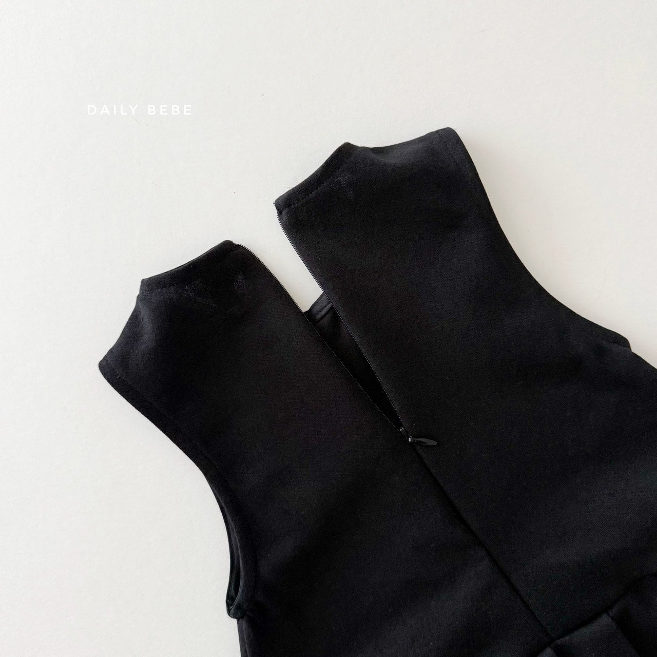 DAILYBEBE ribbon bon one-piece (75-145cm)