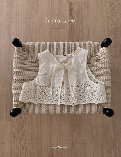 Aosta lace jenny open vest