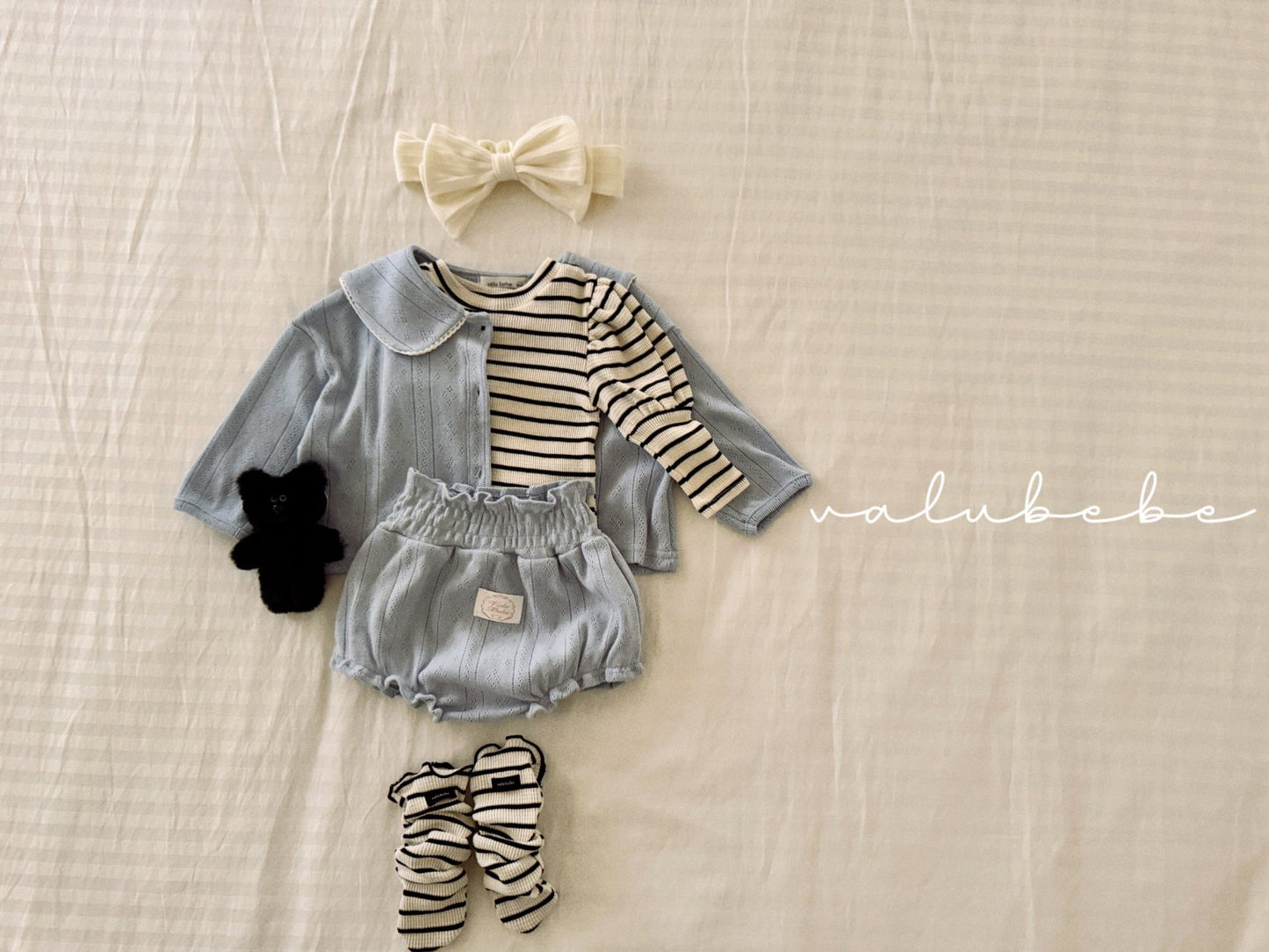 valubebe eyelet smoke bloomers (6-18m)