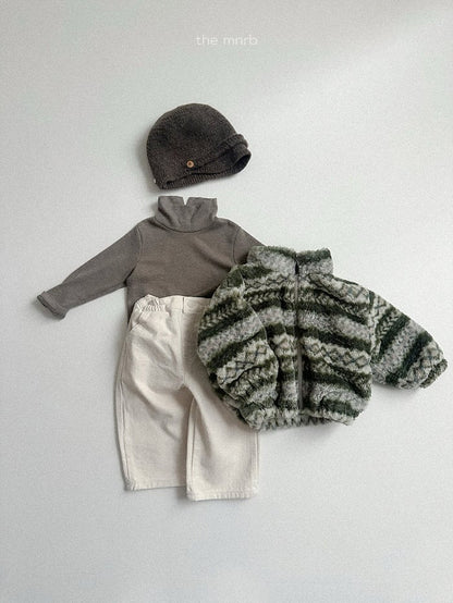 minirobe raid button hat