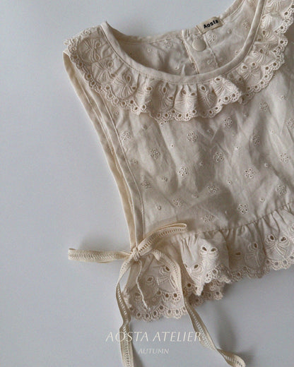 Aosta lace olivia vest
