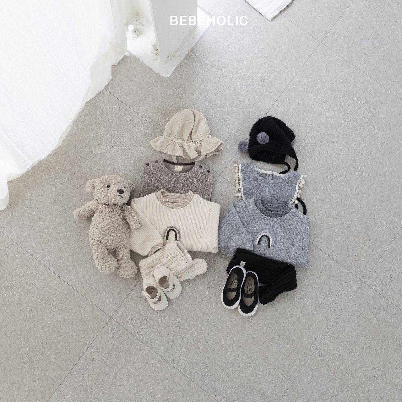 bebeholic rainbow suit (3-18m)