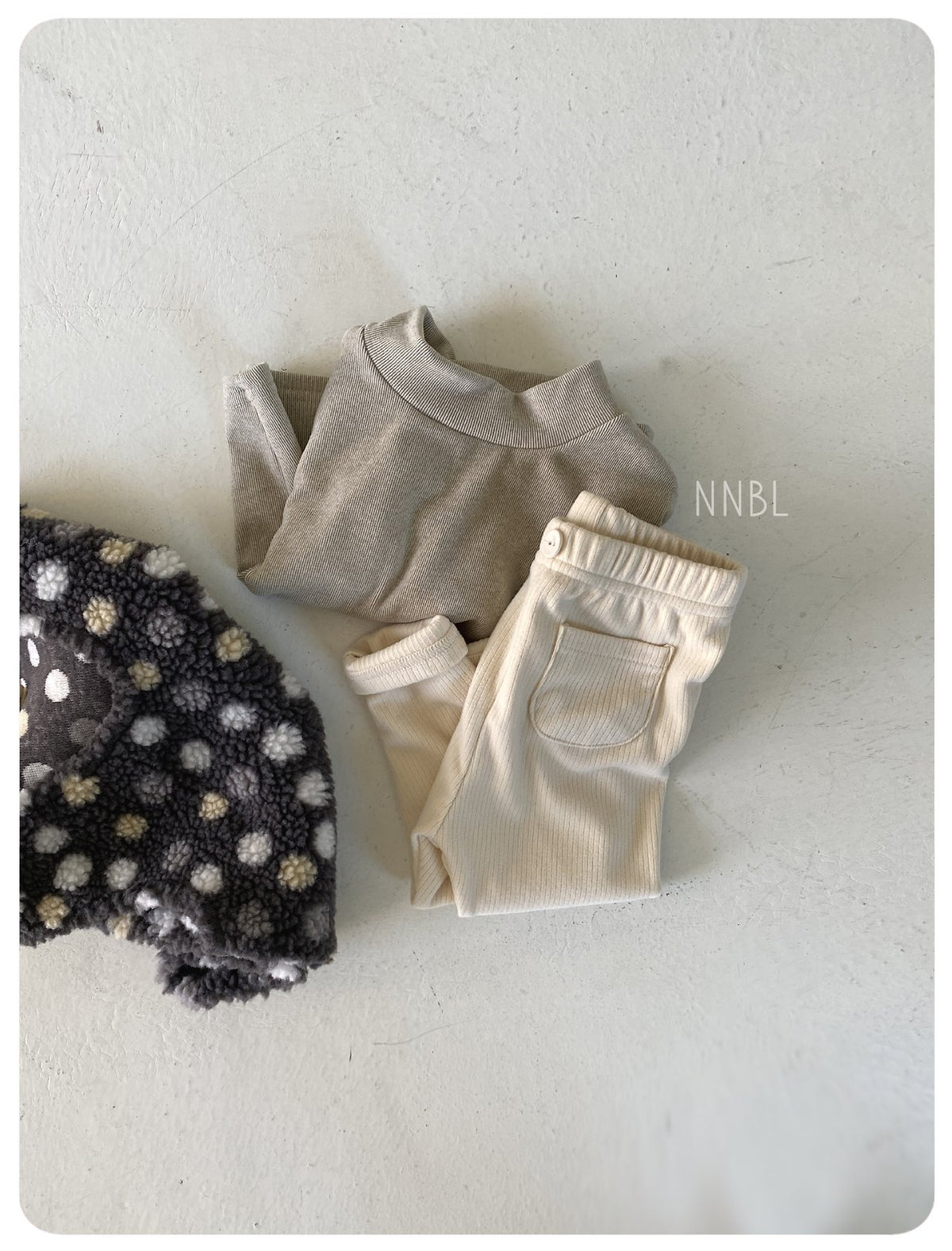 nunubiel police wrap tee (75-120cm)
