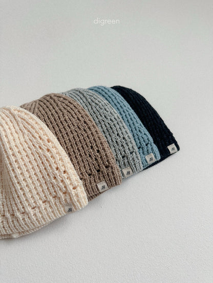 digreen eyelet beanie