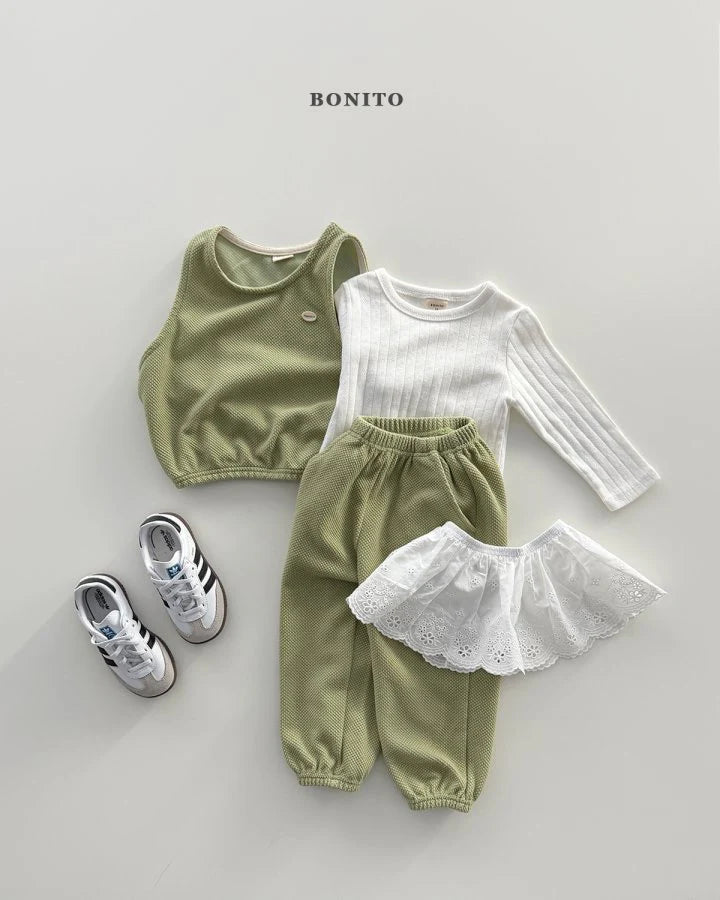 Bonito Eyelet T-shirt (~80-140cm)