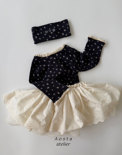Aosta lace skirt