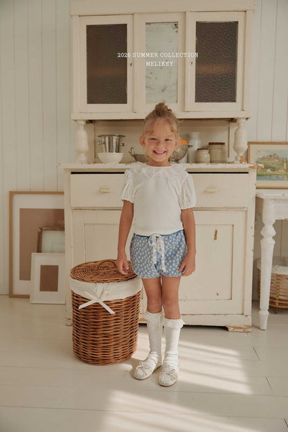 melikey ally frill socks