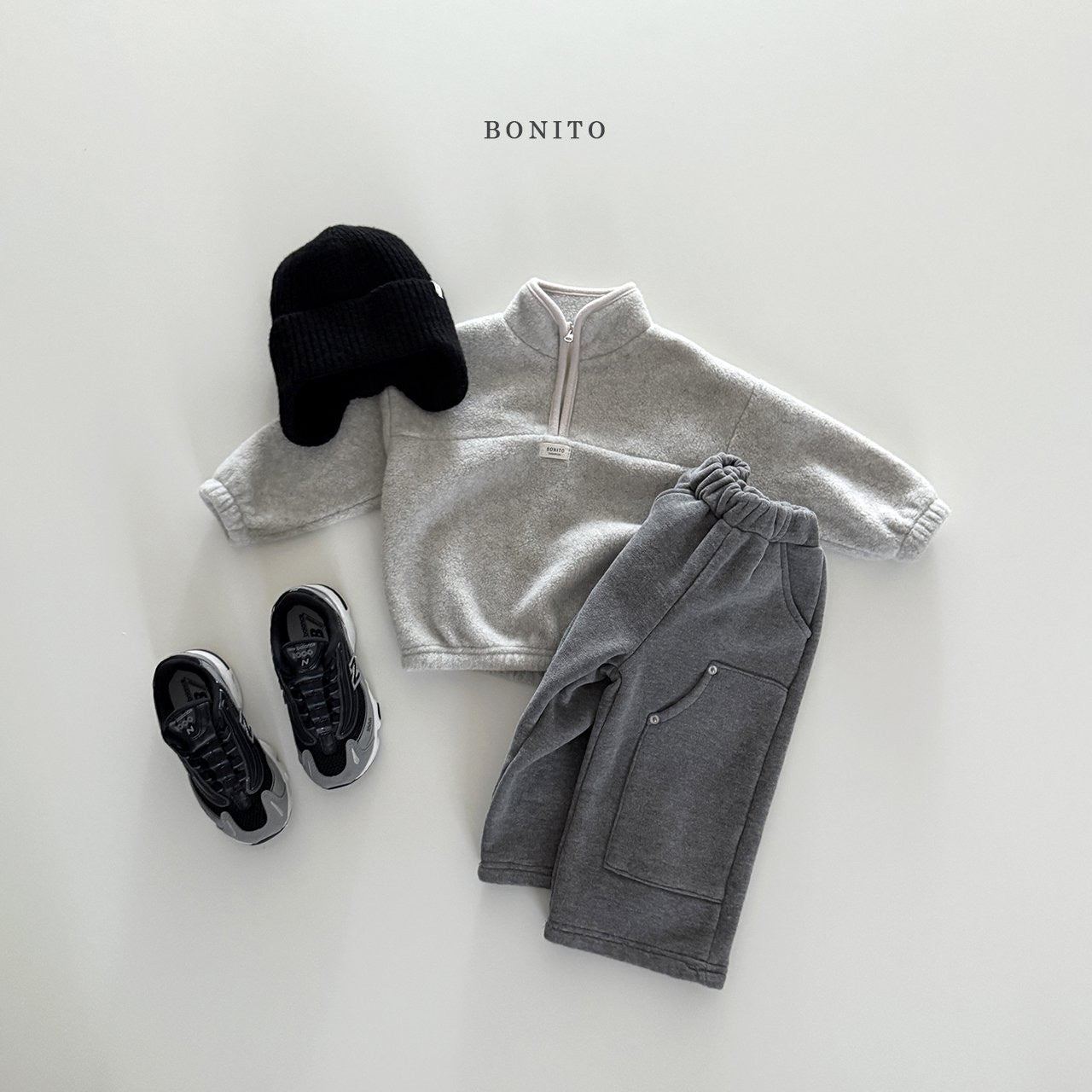 Bonito earflashing knit beanie