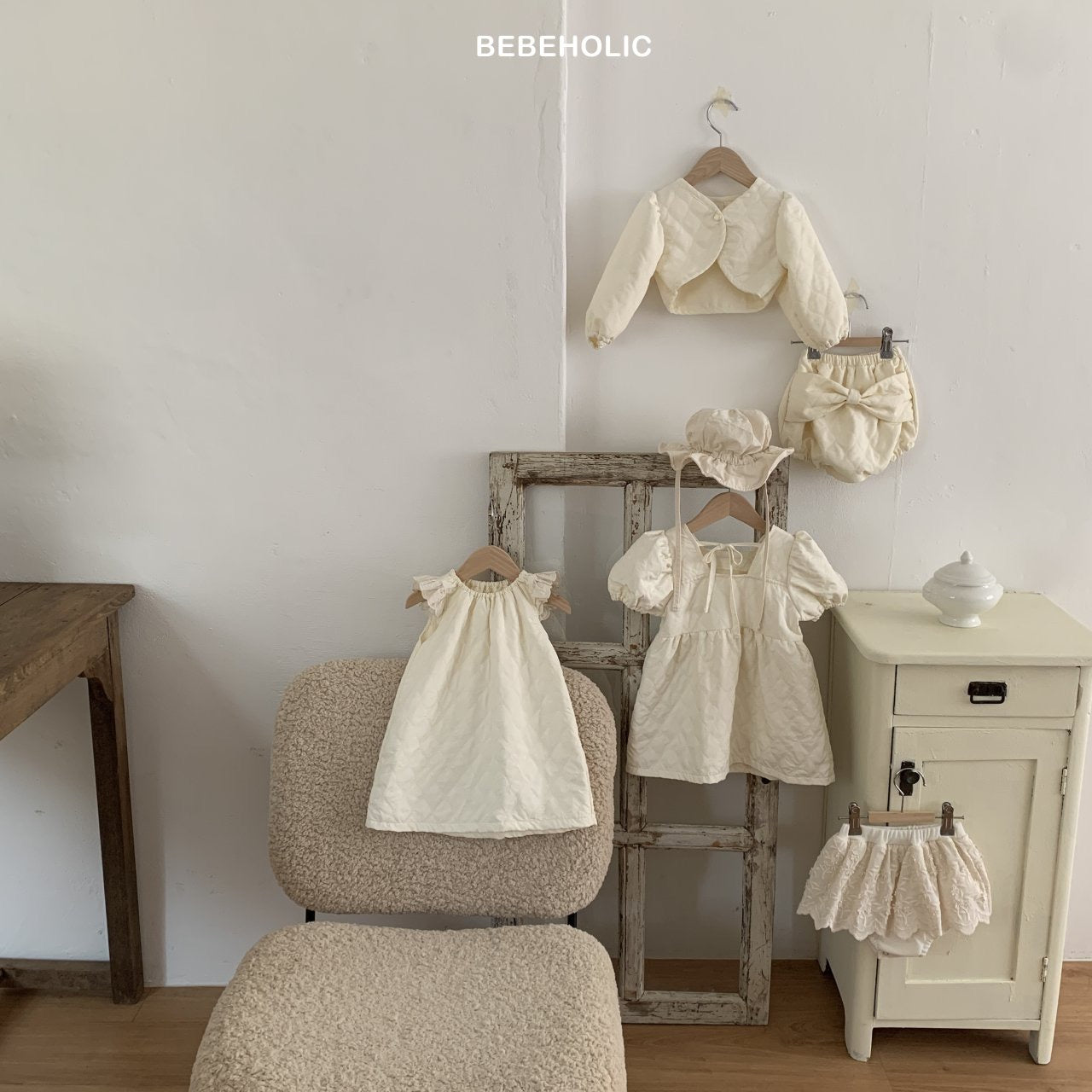 bebeholic square ribbon ops (Bebe 6-18m)