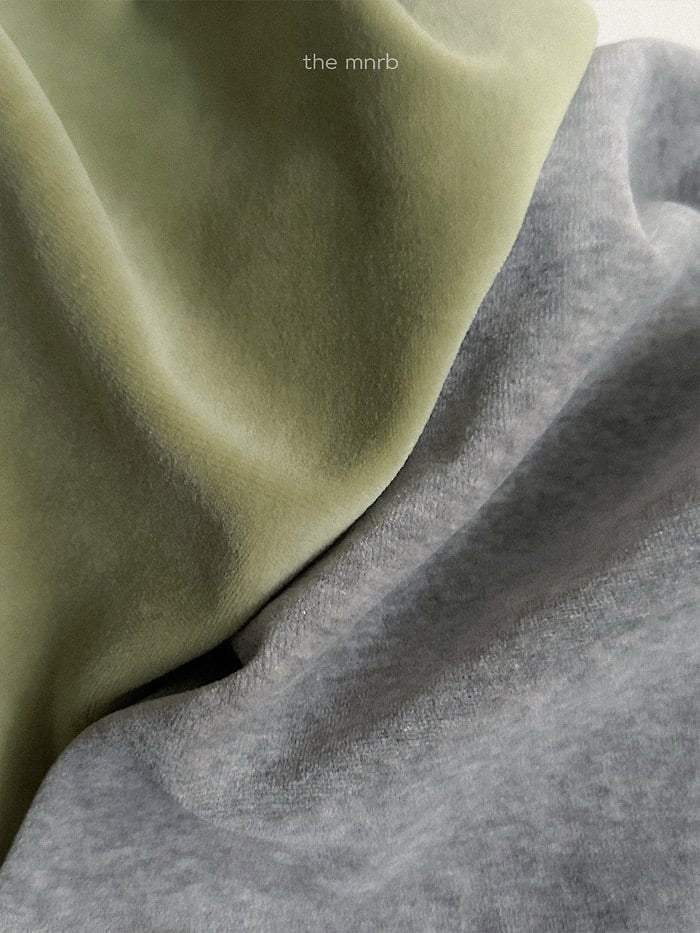 minirobe velour neck mtm (75-110cm)