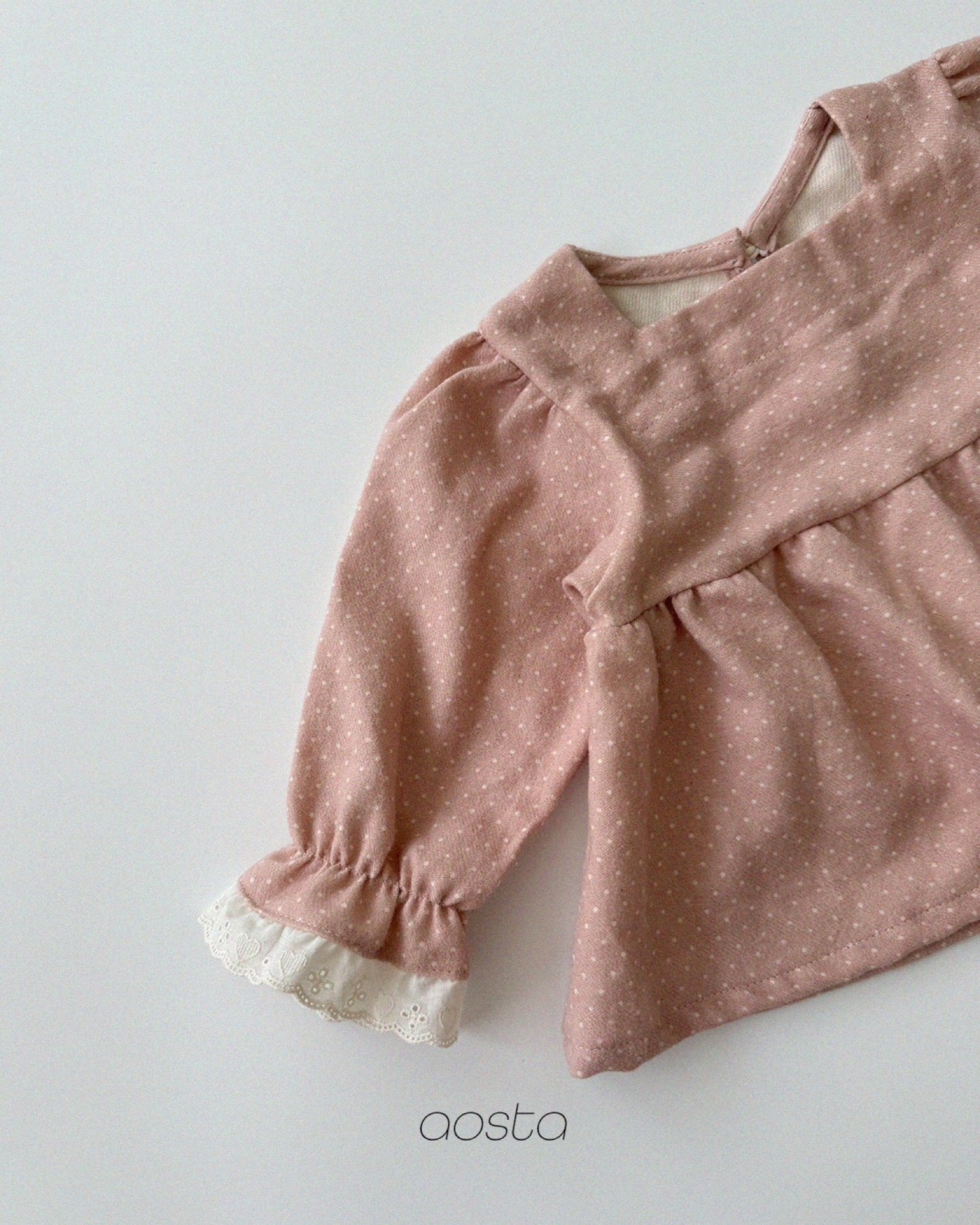 Aosta milk dot blouse (~70-115cm)